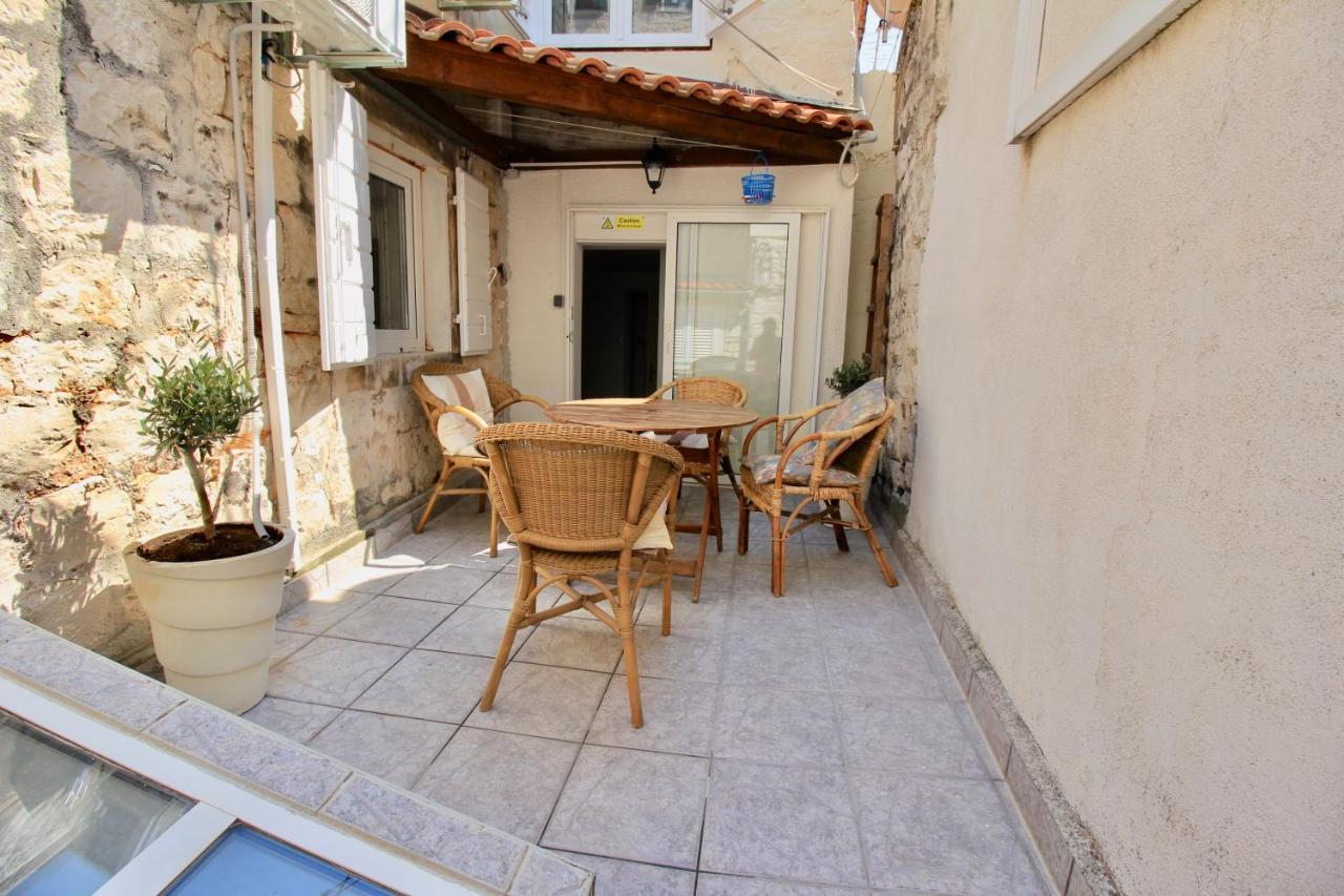 Town House In The Centre Of Historic Trogir Villa Kültér fotó
