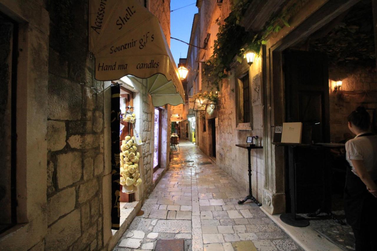 Town House In The Centre Of Historic Trogir Villa Kültér fotó